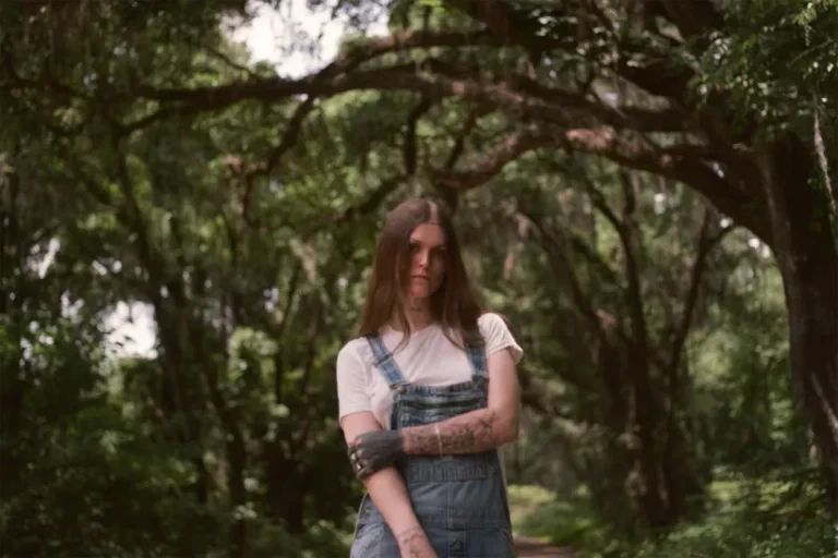 Ethel Cain: Una Storia Di Folk, Culti, Perversione, Droni E Misticismo 2 Ethel Cain: una storia di folk, culti, perversione, droni e misticismo