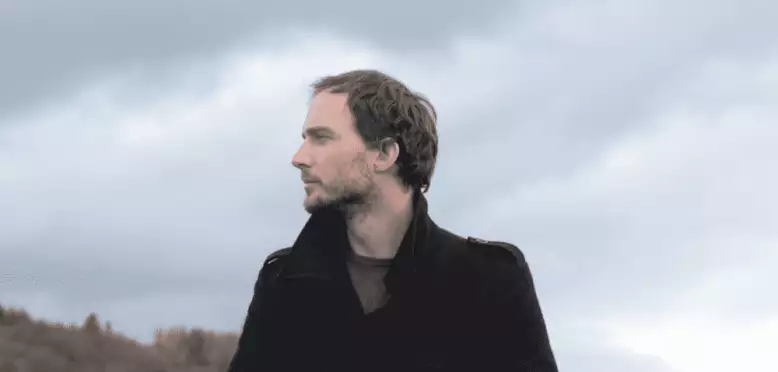 Conversazioni lungo il confine: intervista con Richard Skelton