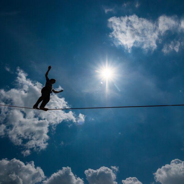 richard-&-linda-thompson-walking-on-a-wire